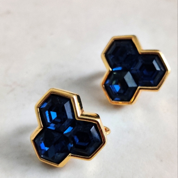 Vintage Swarovski S.A.L Honeycomb Hexagon Earrings - Picture 4 of 13